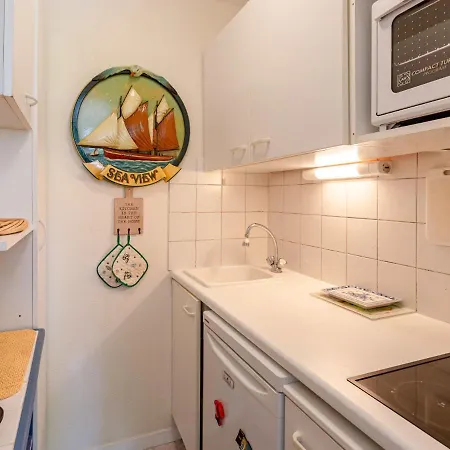 Apartment Pavillon Gabriel By Interhome Trouville-sur-Mer