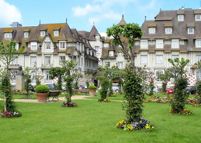 Pavillon Gabriel By Interhome Trouville-sur-Mer